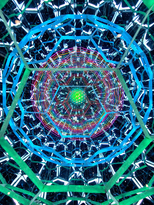 16-Inch Nova Featured Kaleidoscope (In stock, ready to ship, blue/purple)
